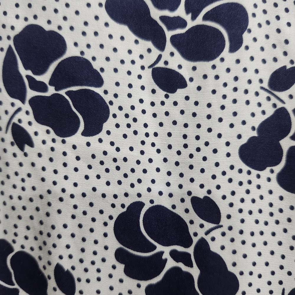 Boden Silk Blend Ruffle Neck Floral Polka Dot Blouse Navy White W0133 Size 2 - Picture 4 of 7